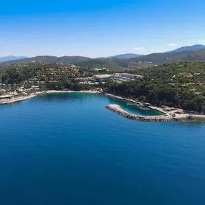 resort-pine-bay-holiday.aegeanhotels.net/