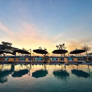 https://de-vins-sky-seminyak.hotelsseminyak.net